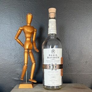 Basil Hayden Straight Bourbon Whiskey - EMPTY BOTTLE -